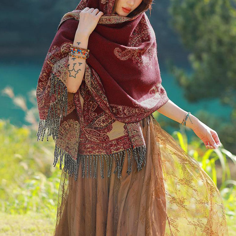 BWOOOH Tibetan Vine Leaves Pattern Design Shawl Cozy Trav