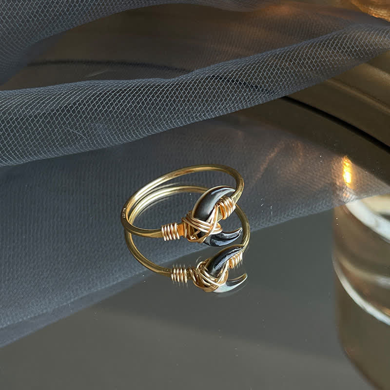 BWOOOH Natural Tridacna Stone Moon 14K Gold Blessing Ring