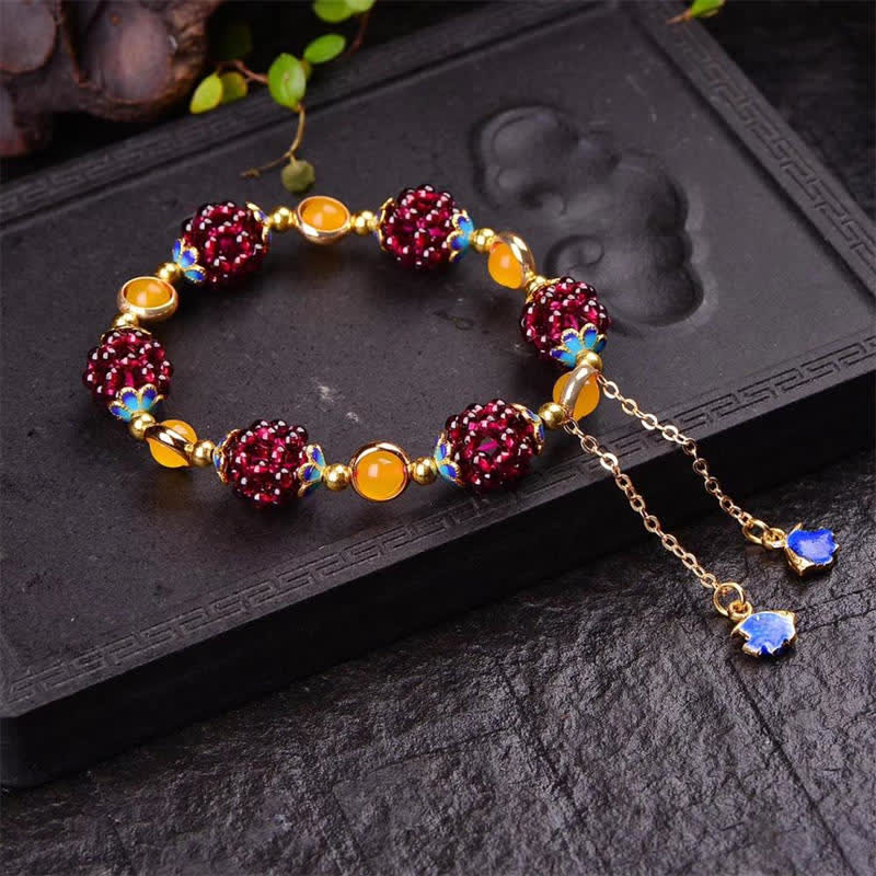 BWOOOH Tibetan Garnet Calm Bracelet