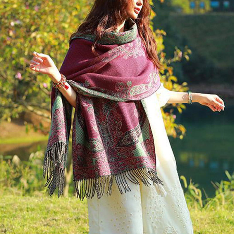 BWOOOH Tibetan Vine Leaves Pattern Design Shawl Cozy Trav
