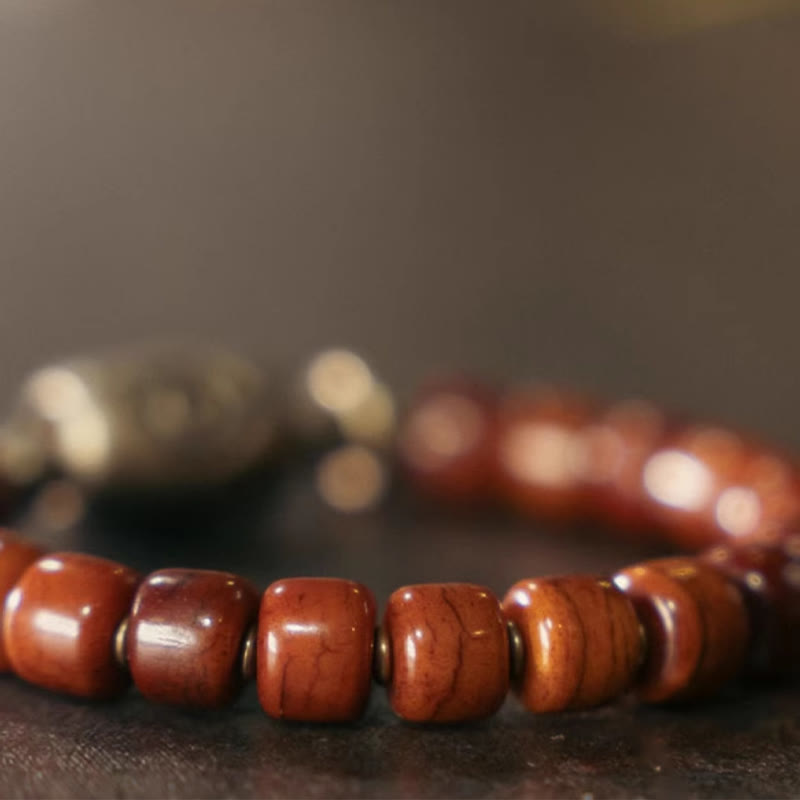 BWOOOH Bone Beads Dzi Shape Copper Cone Pendant Strength Bracelet