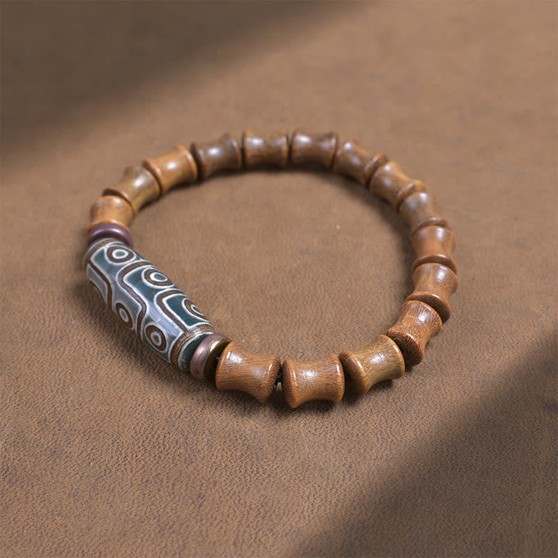 BWOOOH Tibetan Nine-Eye Dzi Bead Green Sandalwood Peace Bracelet
