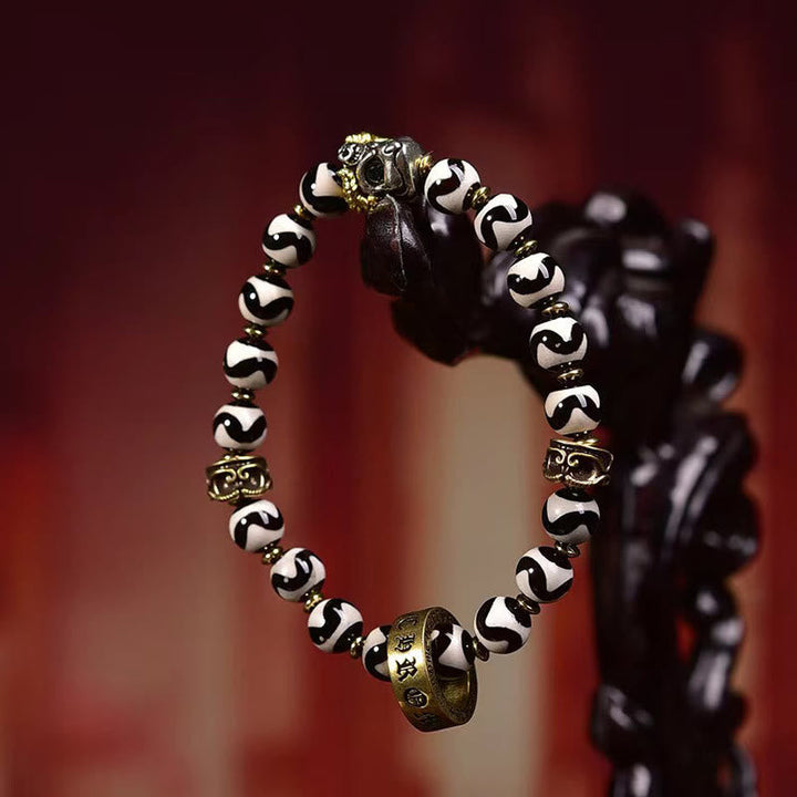 BWOOOH Vintage Tibetan Dzi Bead Om Mani Padme Hum Blessings Bracelet