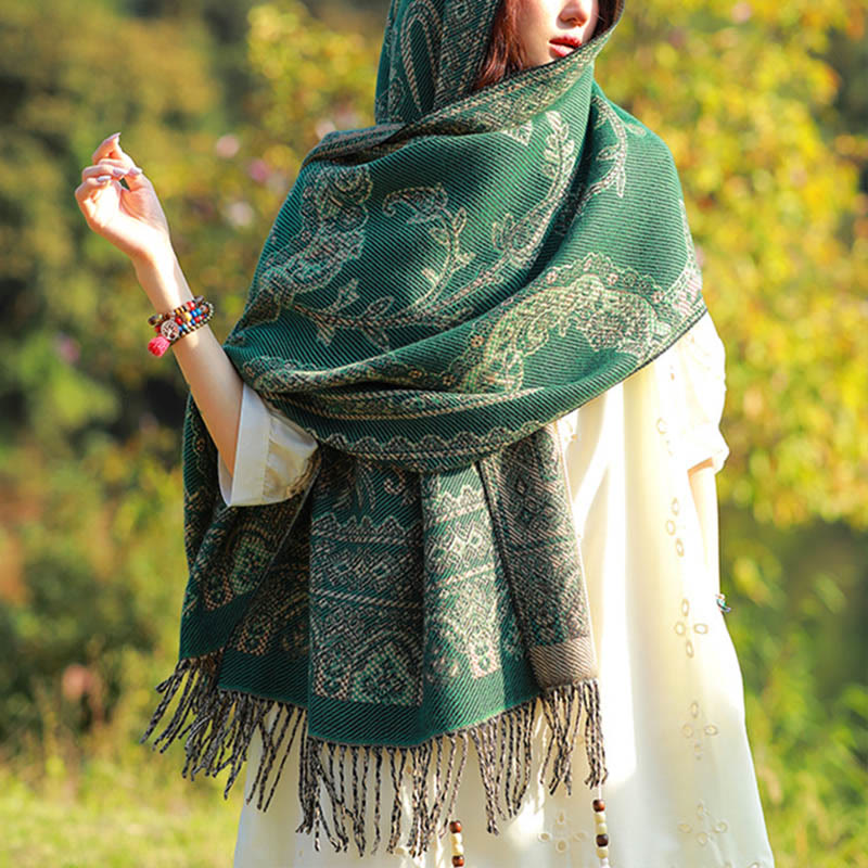 BWOOOH Jacquard Ethnic Paisley Plants Pattern Tassel Soft