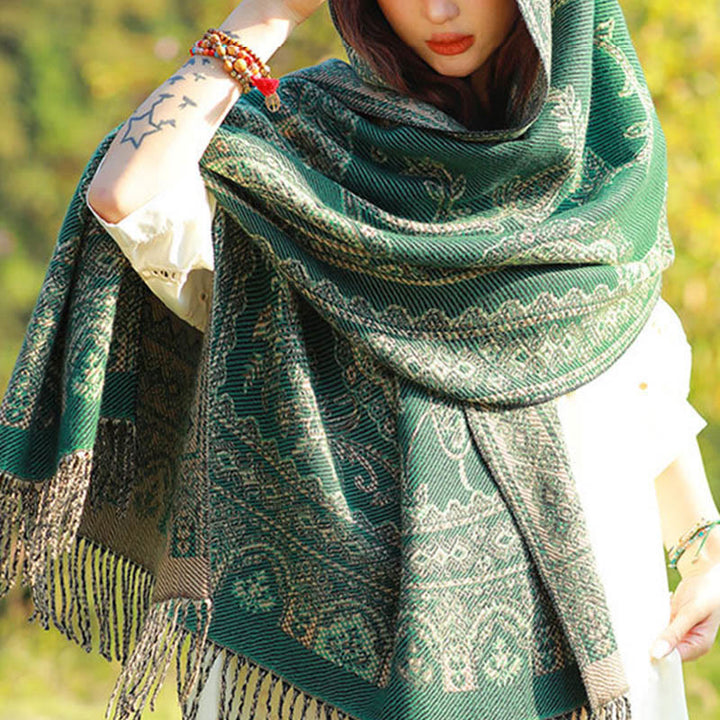 BWOOOH Jacquard Ethnic Paisley Plants Pattern Tassel Soft