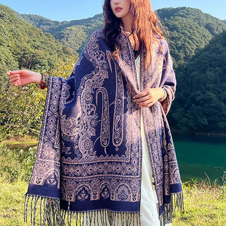 BWOOOH Jacquard Ethnic Paisley Plants Pattern Tassel Soft