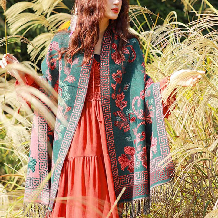 BWOOOH Jacquard Ethnic Paisley Plants Pattern Tassel Soft