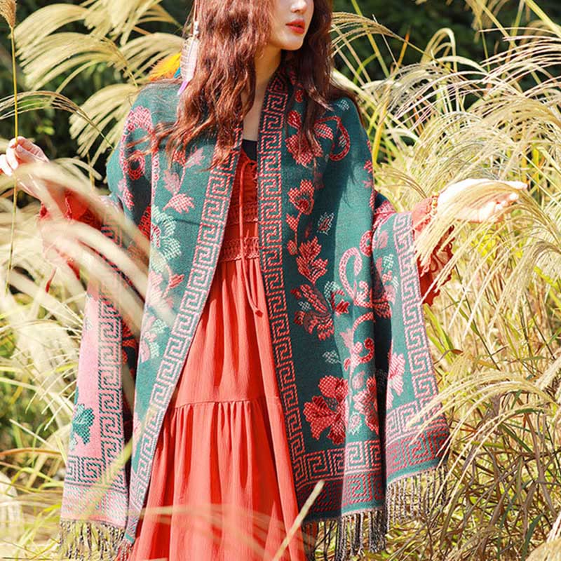 BWOOOH Jacquard Ethnic Paisley Plants Pattern Tassel Soft