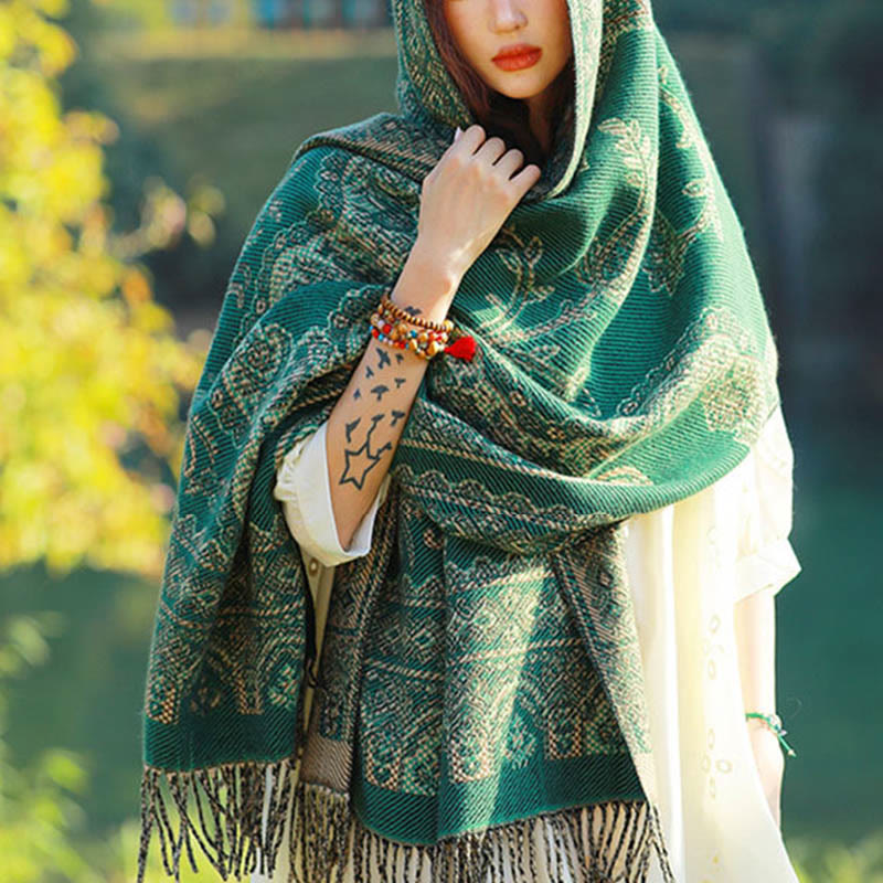 BWOOOH Jacquard Ethnic Paisley Plants Pattern Tassel Soft