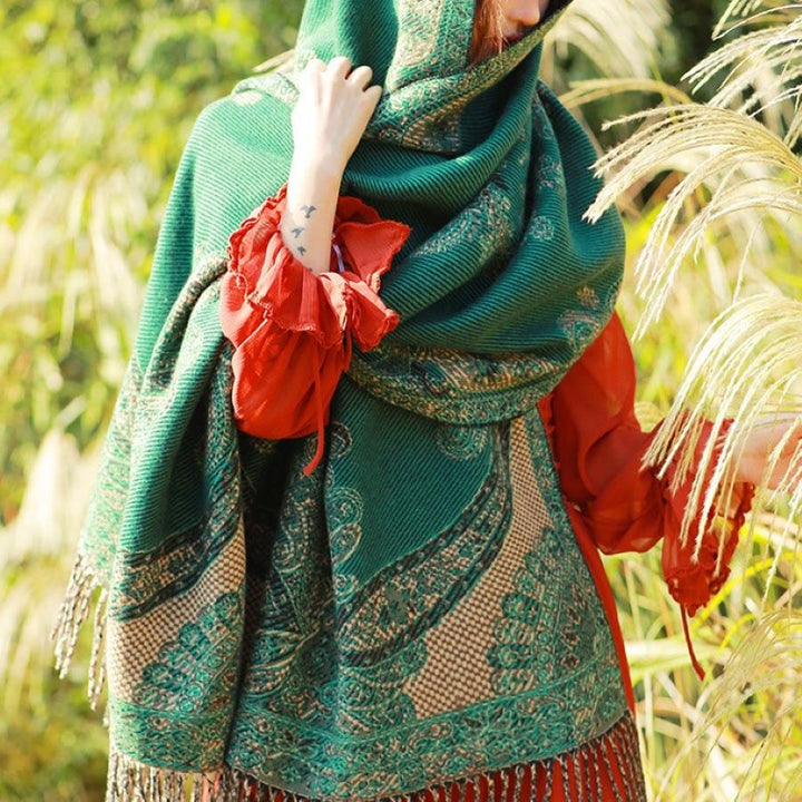 BWOOOH Jacquard Ethnic Paisley Plants Pattern Tassel Soft