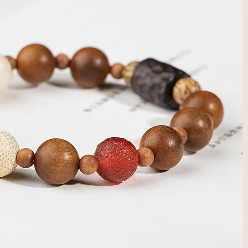 BWOOOH Lightning Strike Wood Bodhi Seed Cat Paw Claw Auspiciousness Protection Tassel Bracelet