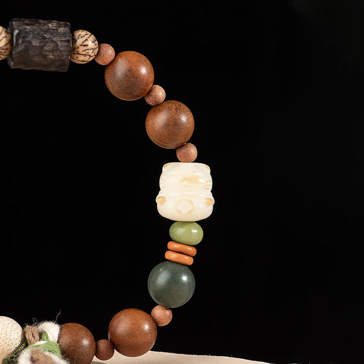 BWOOOH Lightning Strike Wood Bodhi Seed Cat Paw Claw Auspiciousness Protection Tassel Bracelet