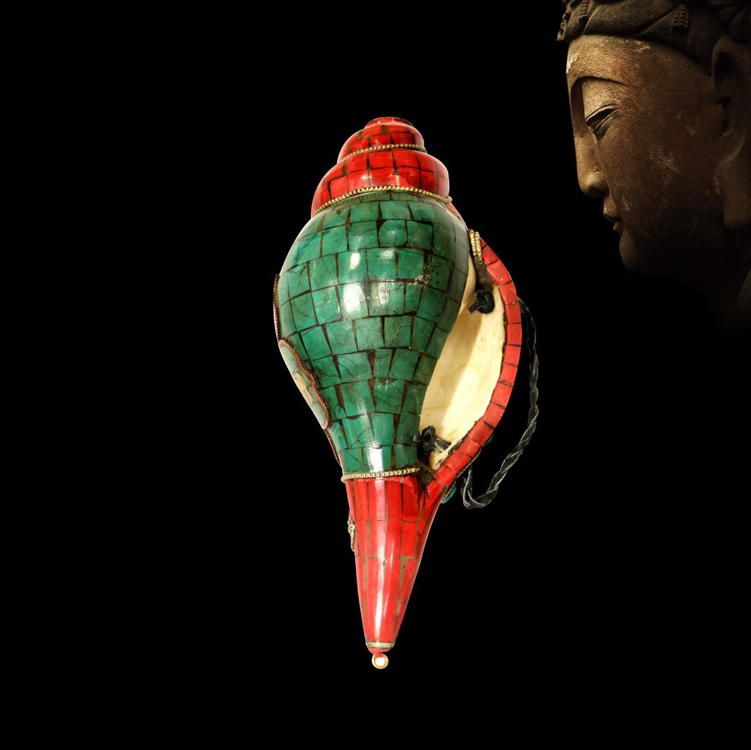 BWOOOH Tibetan Handmade Shankha Om Mani Padme Hum Buddha Conch Shell Lucky Decoration | Shell spiritual home decor