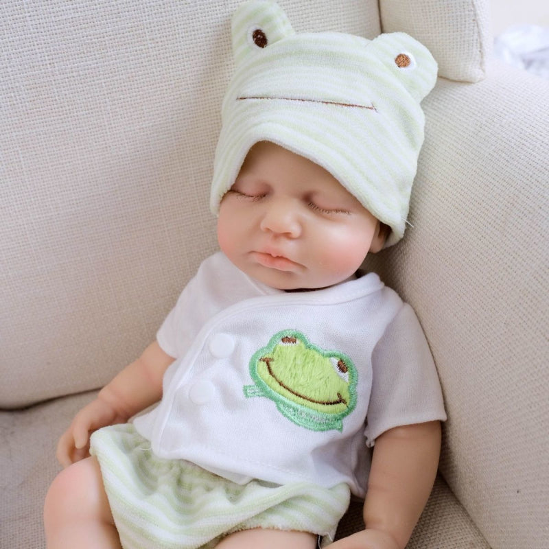 Mia 12-inch Pure Silicone Rebirth Baby Doll, Solid Body, Bathable, Realistic Newborn Shape, Collectible Doll