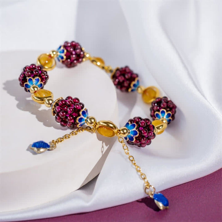 BWOOOH Tibetan Garnet Calm Bracelet