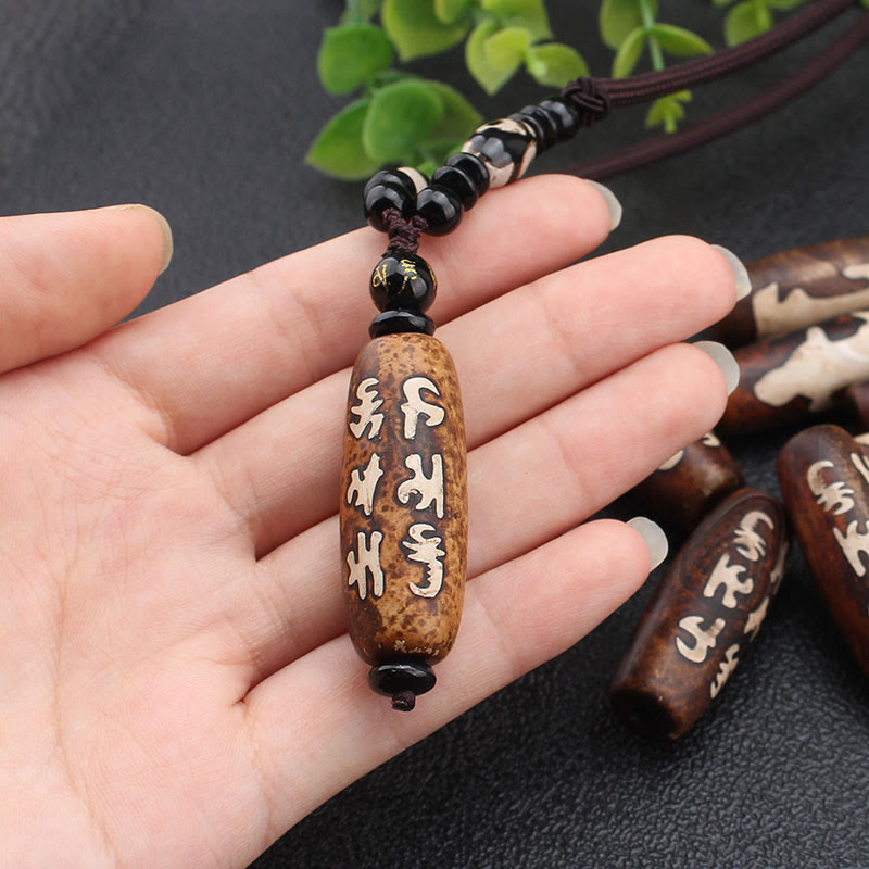 BWOOOH Tibet Om Mani Padme Hum Dzi Bead Avalokitesvara Pattern Wealth Necklace Pendant