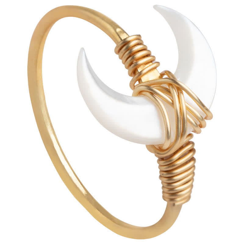 BWOOOH Natural Tridacna Stone Moon 14K Gold Blessing Ring