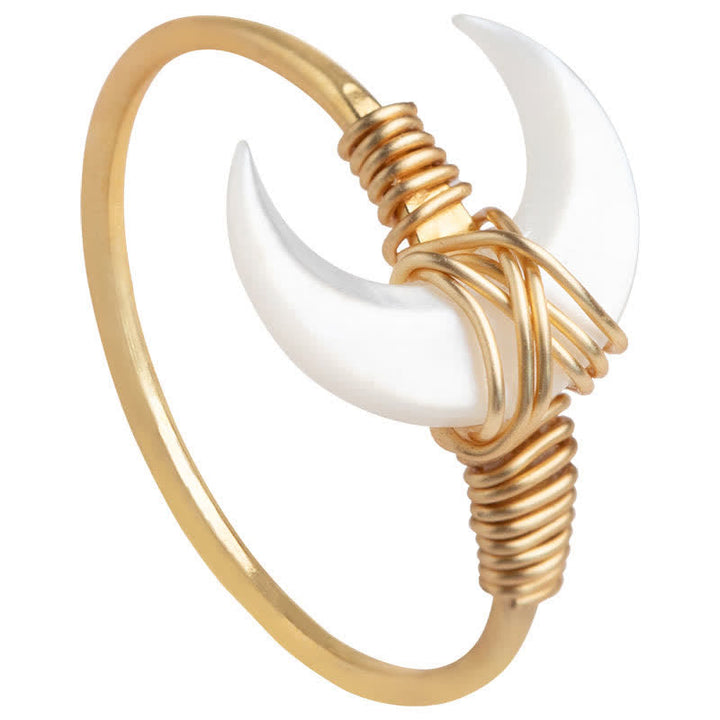 BWOOOH Natural Tridacna Stone Moon 14K Gold Blessing Ring