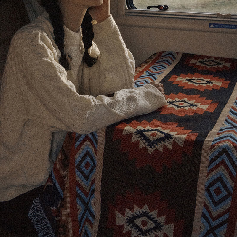 BWOOOH Geometric Warm Comfortable Camping Home Office Bed