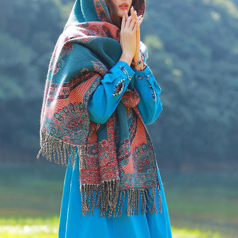 BWOOOH Tibetan Vine Leaves Pattern Design Shawl Cozy Trav