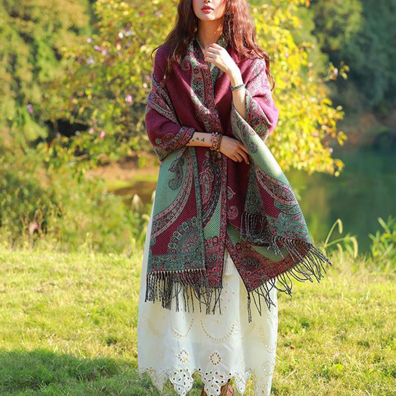 BWOOOH Tibetan Vine Leaves Pattern Design Shawl Cozy Trav