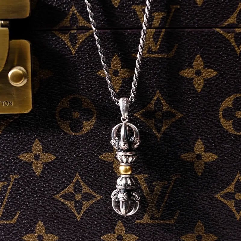 BWOOOH Tibetan Dorje Vajra Design Wealth Necklace Pendant