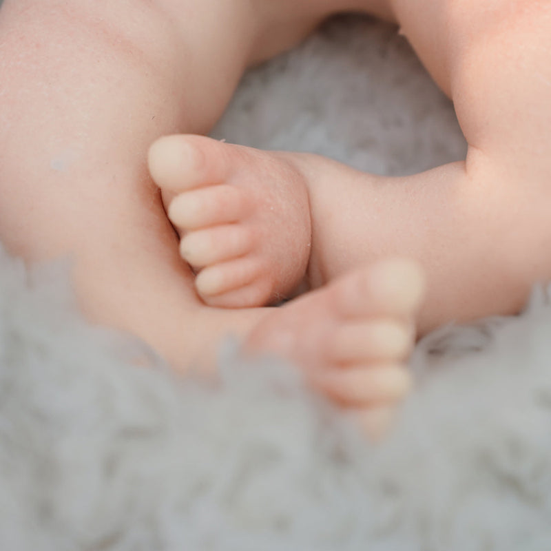 16in Full Silicone Reborn Baby Doll "Snowball" - Realistic Newborn with White Outfit & Hat, 1.65kg Weighted Body for Lifelike Feel