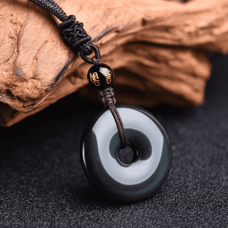BWOOOH Tibetan Obsidian Protection Necklace