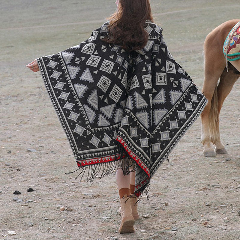 BWOOOH Tibetan Shawl Triangle Pattern Hooded Cloak Winter