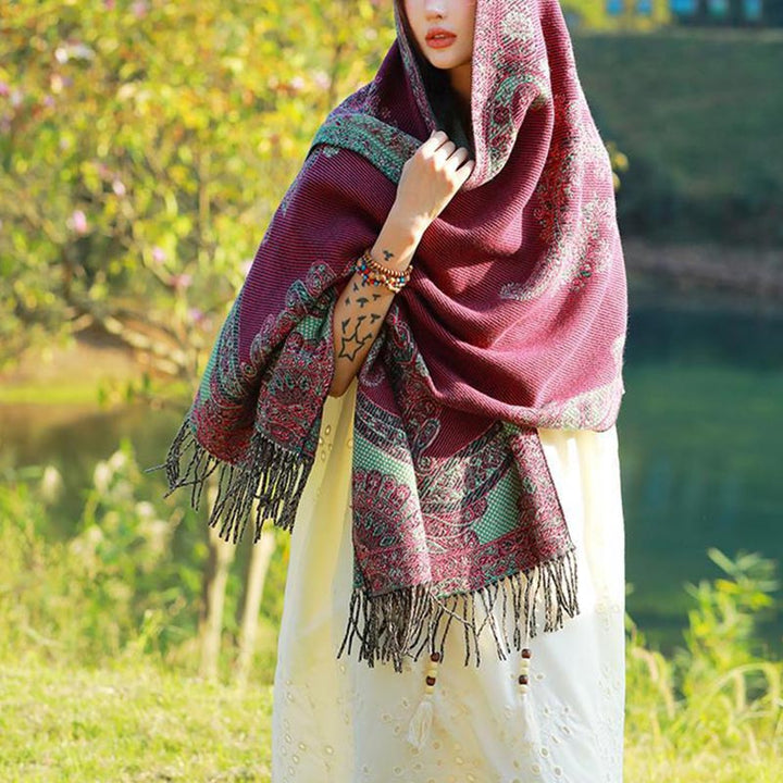 BWOOOH Tibetan Vine Leaves Pattern Design Shawl Cozy Trav