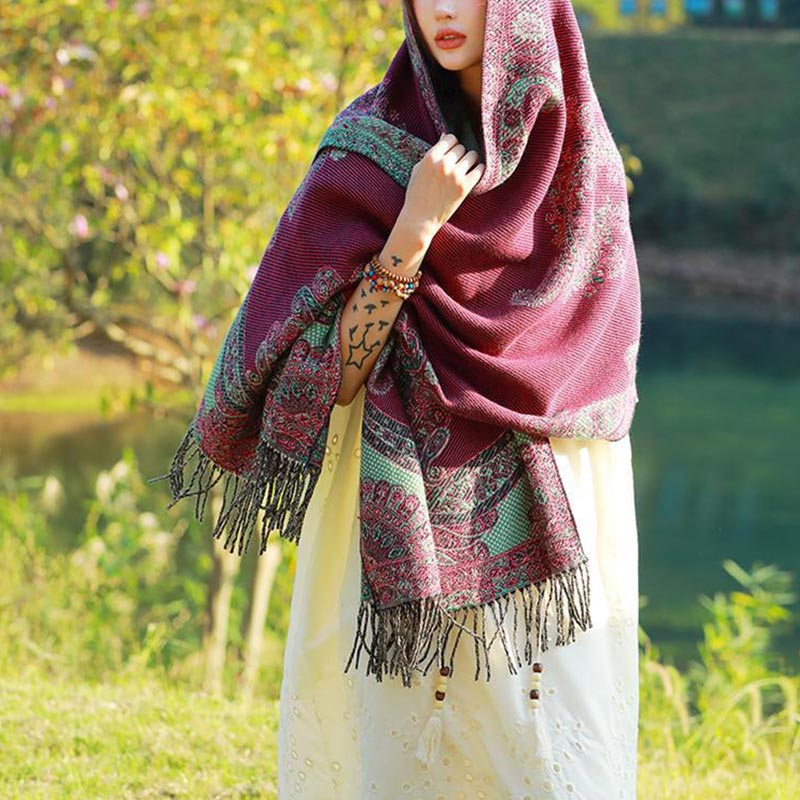 BWOOOH Tibetan Vine Leaves Pattern Design Shawl Cozy Trav