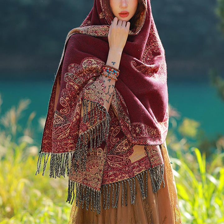BWOOOH Tibetan Vine Leaves Pattern Design Shawl Cozy Trav
