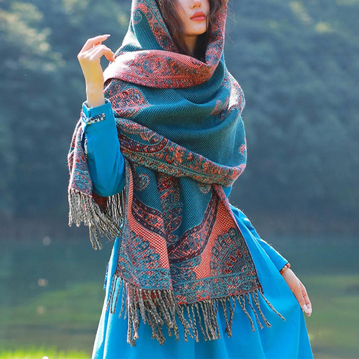 BWOOOH Tibetan Vine Leaves Pattern Design Shawl Cozy Trav