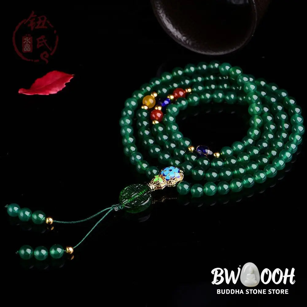 BWOOOH 108 Natural Green Agate Power Support Mala Bracelet, featuring polished green agate beads on a premium elastic string, designed for mindfulness, courage, and manifesting success. - View 2