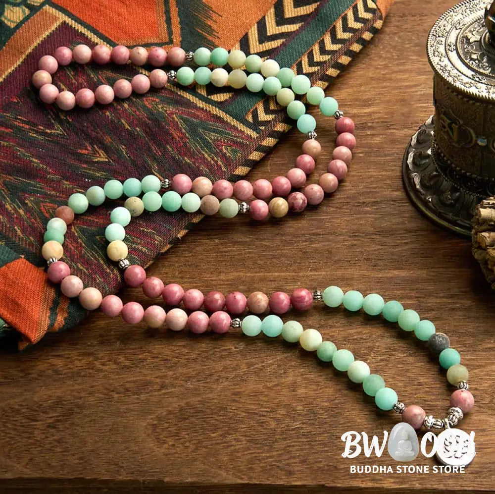 BWOOOH 108 Mala: Rhodonite & Amazonite 8mm beads, with an alloy Lotus pendant. A healing bracelet for meditation, promoting calm & spiritual balance. - View 2