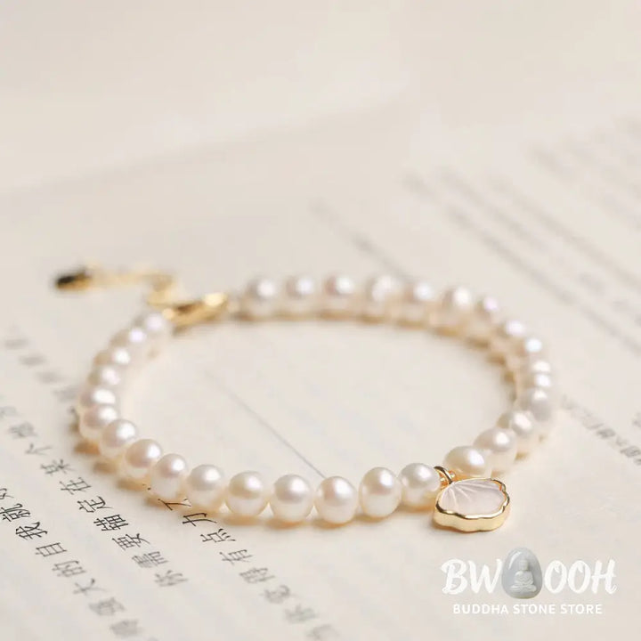 BWOOOH 14K Gold Plated Natural Pearl Crystal Shell Charm Bead Bracelet | spiritual healing bracelet