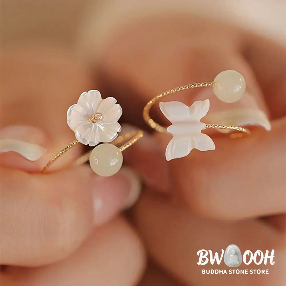 Buddha Stones 14k Gold Plated Round Hetian Jade Tridacna Stone Peach Blossom Flower Butterfly Prosperity Adjustable