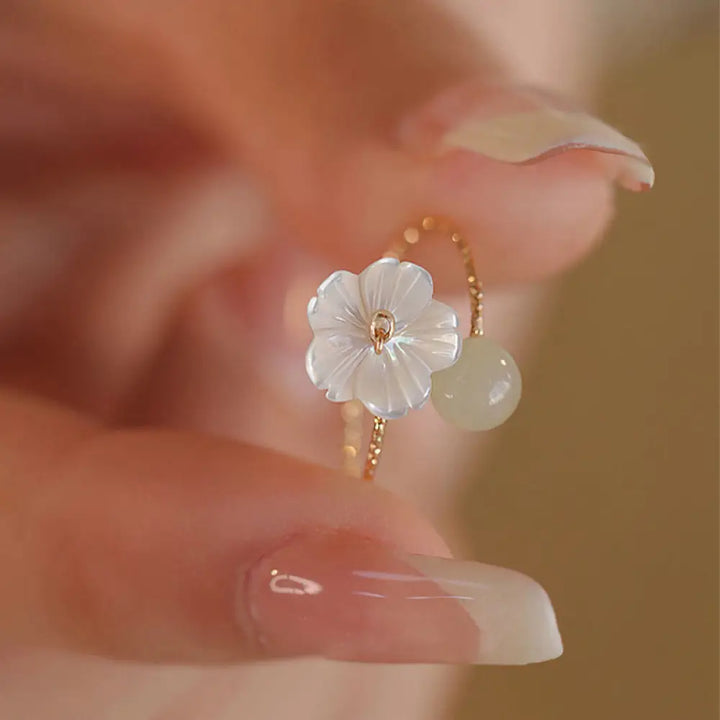 BWOOOH 14k Gold Plated Round Hetian Jade Tridacna Stone Peach Blossom Flower Butterfly Prosperity Adjustable Ring (Extra 3...