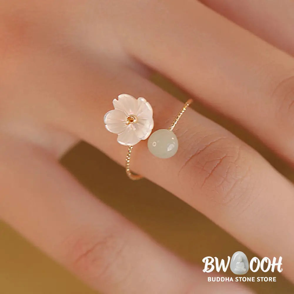 Buddha Stones 14k Gold Plated Round Hetian Jade Tridacna Stone Peach Blossom Flower Butterfly Prosperity Adjustable