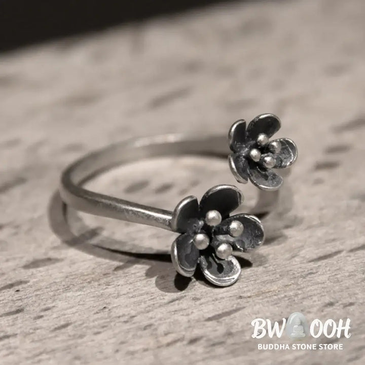 Buddha Stones 925 Sterling Silver Flowers Ring - 925 Sterling Silver(Circumference: 46.9mm) - Ring