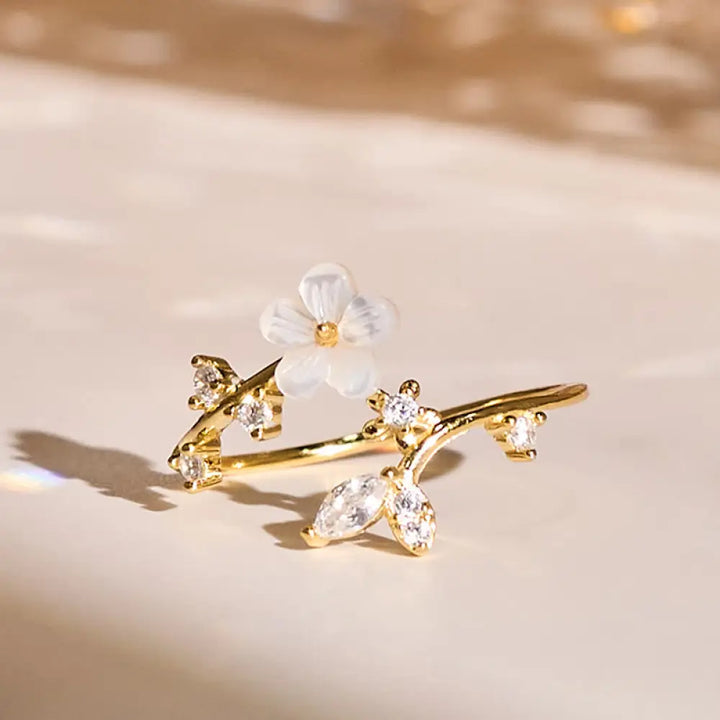 Buddha Stones 925 Sterling Silver White Flower Design Adjustable Blessing Ring - Gold - Ring