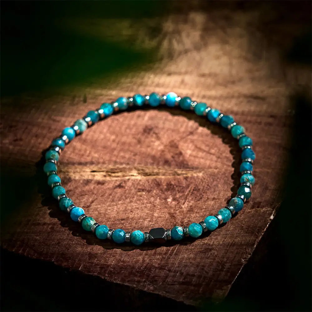 BWOOOH Apatite Hematite Communication Bracelet — Hematite crystal healing bracelet for spiritual healing and mindful living
