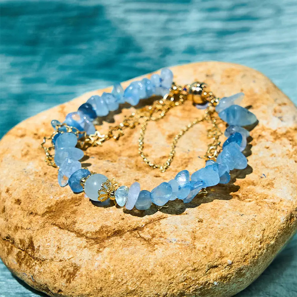 BWOOOH Aquamarine Gravel Design Star Healing Magnetic Buckle Bracelet — Aquamarine crystal healing bracelet for spiritual ...