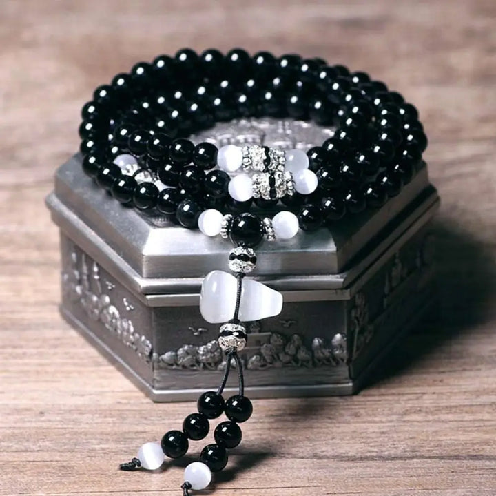 BWOOOH Black Onyx White Crystal Bead Meditation Bracelet - Black Onyx - Bracelet
