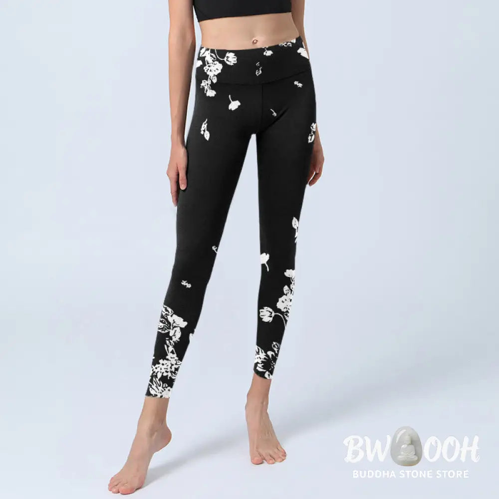 BWOOOH printed yoga leggings - Black Scattered Petals Print Gym Legging