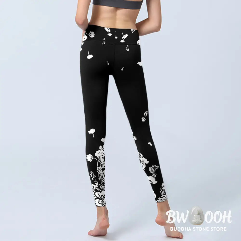 BWOOOH printed yoga leggings - Black Scattered Petals Print Gym Legging