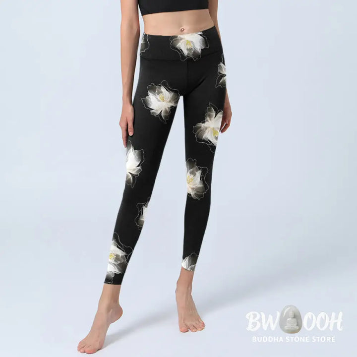 BWOOOH lotus print yoga leggings - Black White Lotus Petals Pattern Print G