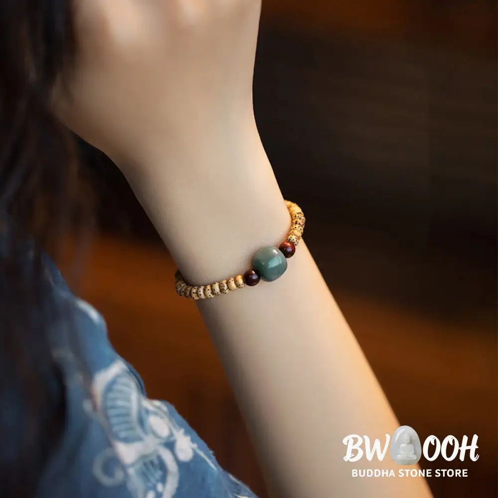 BWOOOH Bodhi Seed Small Leaf Red Sandalwood Wisdom Bracelet | natural stone spiritual bracelet for healing and mindful living