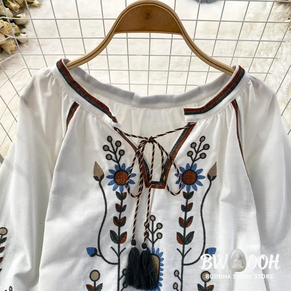Buddha Stones Casual Embroidery Flower Leaf Pattern Women’s Cotton Linen Round Neck T-shirt - Women’s T-Shirts