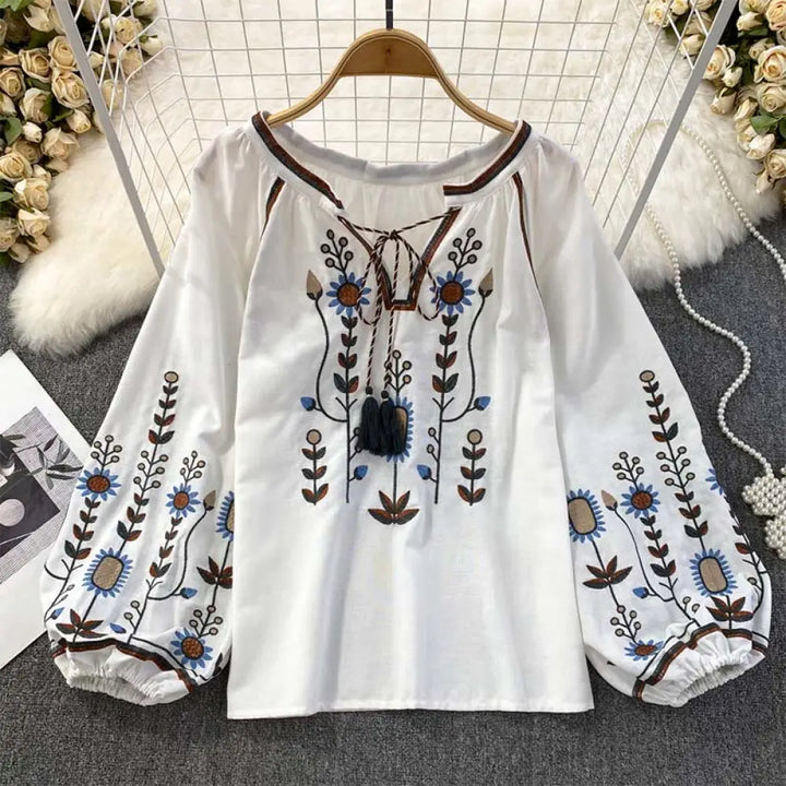 Buddha Stones Casual Embroidery Flower Leaf Pattern Women’s Cotton Linen Round Neck T-shirt - White
